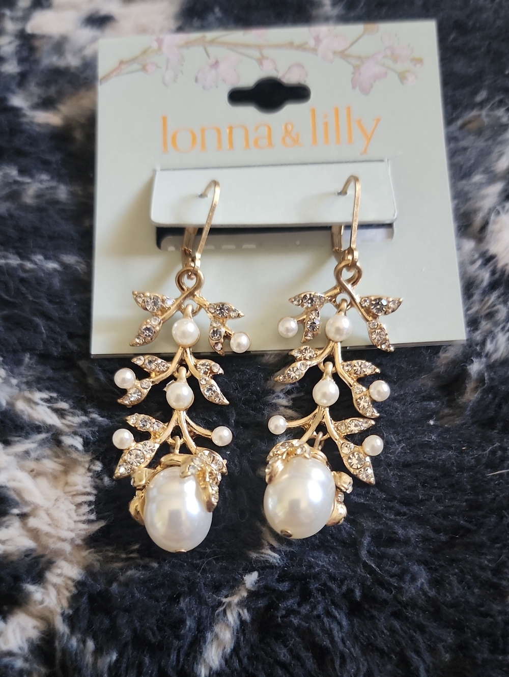 lonna & lilly Gold Pearl and Crystal Leaf Drop Earrings